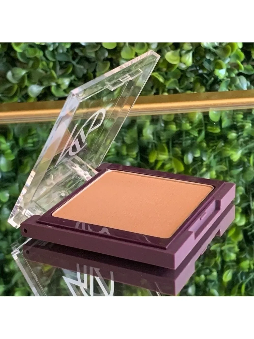 Makeup Geek TAWNY Bronzer Compact | NEW | Bronze Luster | Discontinued